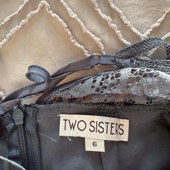 Two Sisters the Label Dress in Size 2 US - Picture 4 of 4